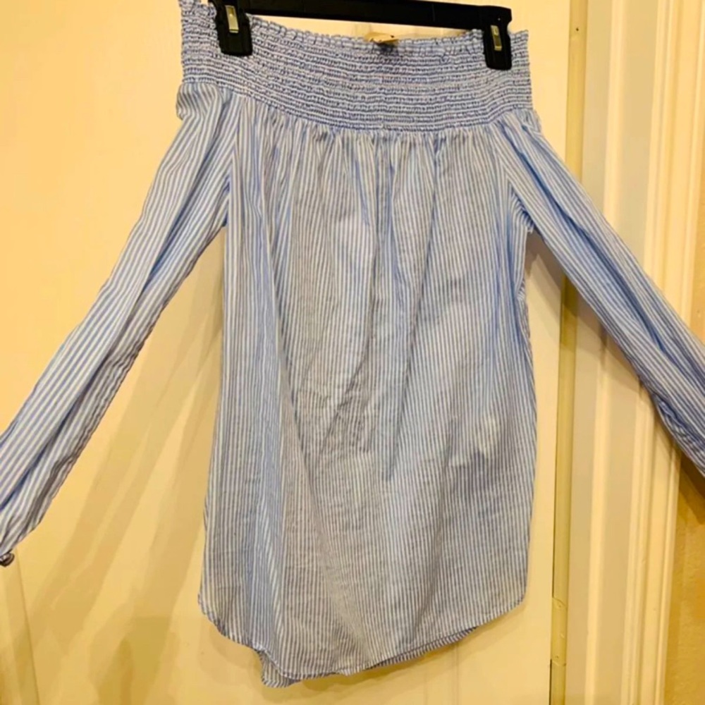 Micheal Kors off shoulder blouse